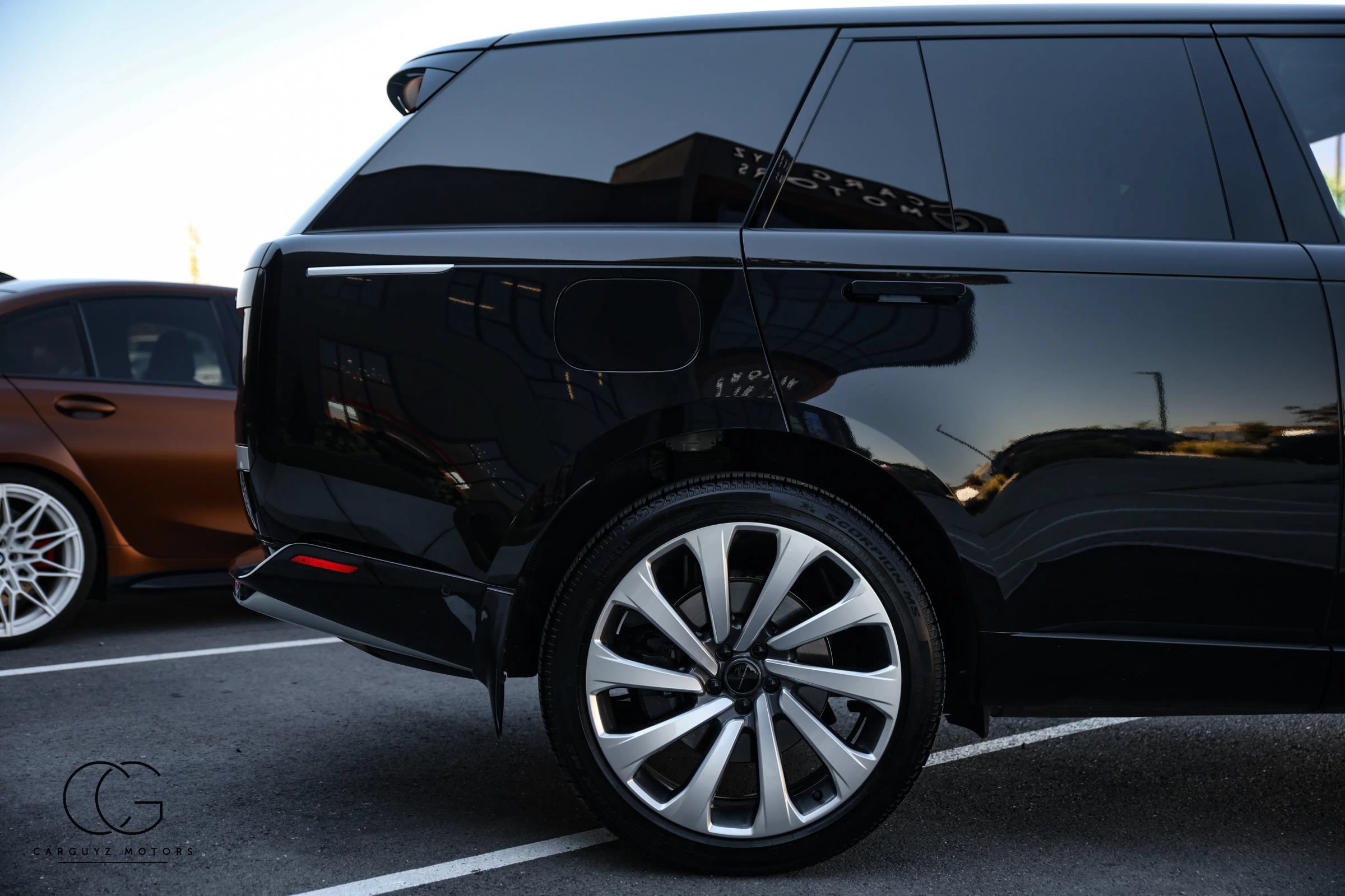 Used 2026 Land Rover Range Rover Autobiography AWD/4WD image 13