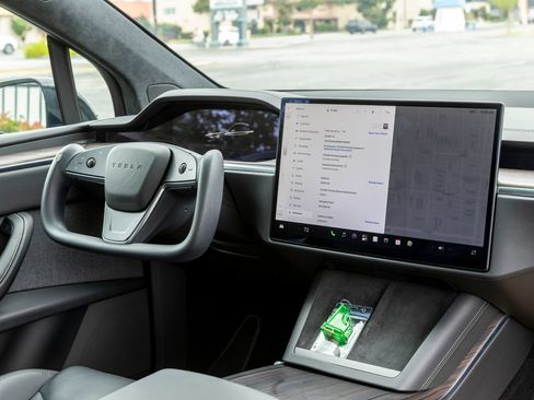 Used 2022 Tesla Model X AWD/4WD image 40
