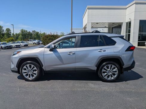 Used 2025 Toyota RAV4 XLE Premium FWD image 8