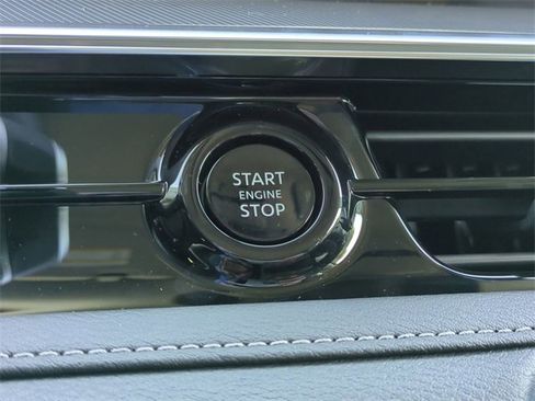 New 2026 INFINITI QX80 Luxe w/ Cargo Package image 28