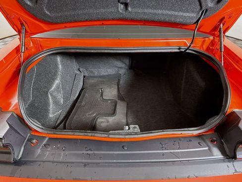 Used 2023 Dodge Challenger R/T w/ Plus Package image 25