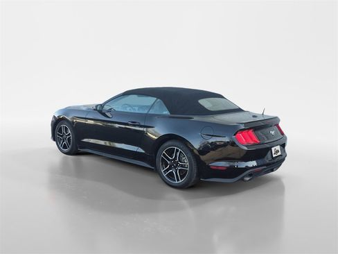 Used 2023 Ford Mustang Premium image 6