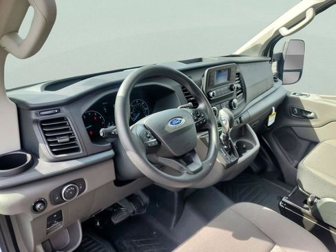 New 2025 Ford Transit 250 Low Roof image 22