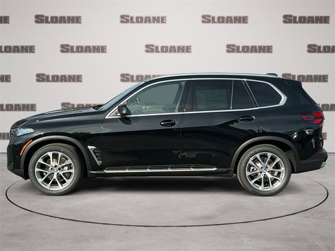 New 2026 BMW X5 xDrive40i w/ Climate Comfort Package image 2
