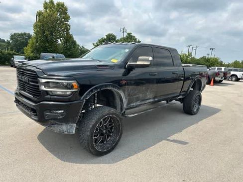 Used 2022 RAM 2500 Laramie AWD/4WD image 13