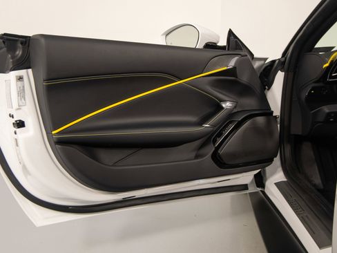 Certified 2026 Ferrari Roma Spider RWD image 17