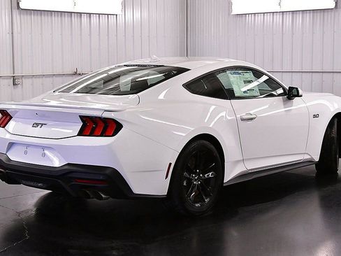 New 2026 Ford Mustang GT image 7