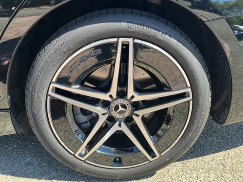 Used 2025 Mercedes-Benz C 300 4MATIC Sedan image 6
