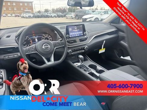 New 2025 Nissan Altima 2.5 SV image 12