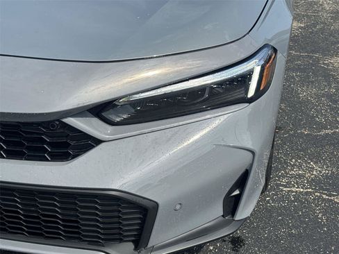 Used 2026 Honda Civic Sport Touring image 9