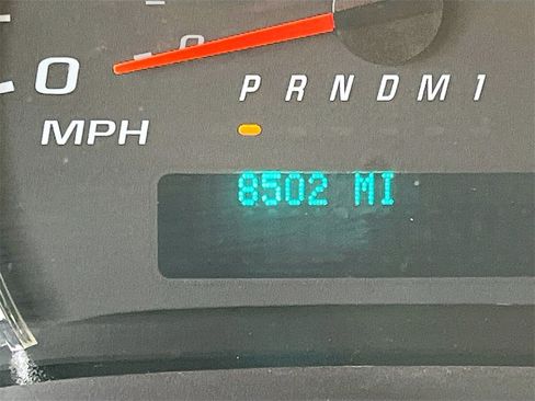 Used 2024 Chevrolet Express 2500 w/ Driver Convenience Package image 12