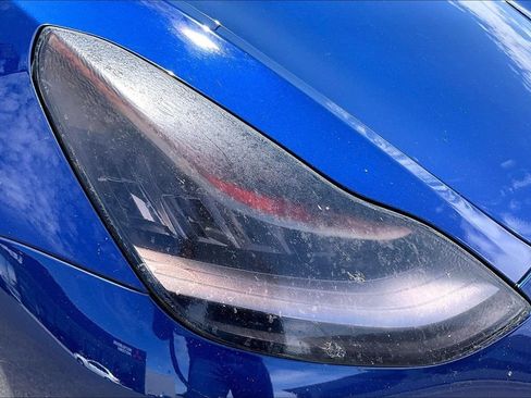 Used 2020 Tesla Model 3 Long Range AWD/4WD image 27