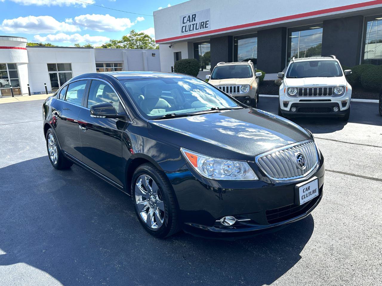 Used 2012 Buick LaCrosse Premium FWD image 1
