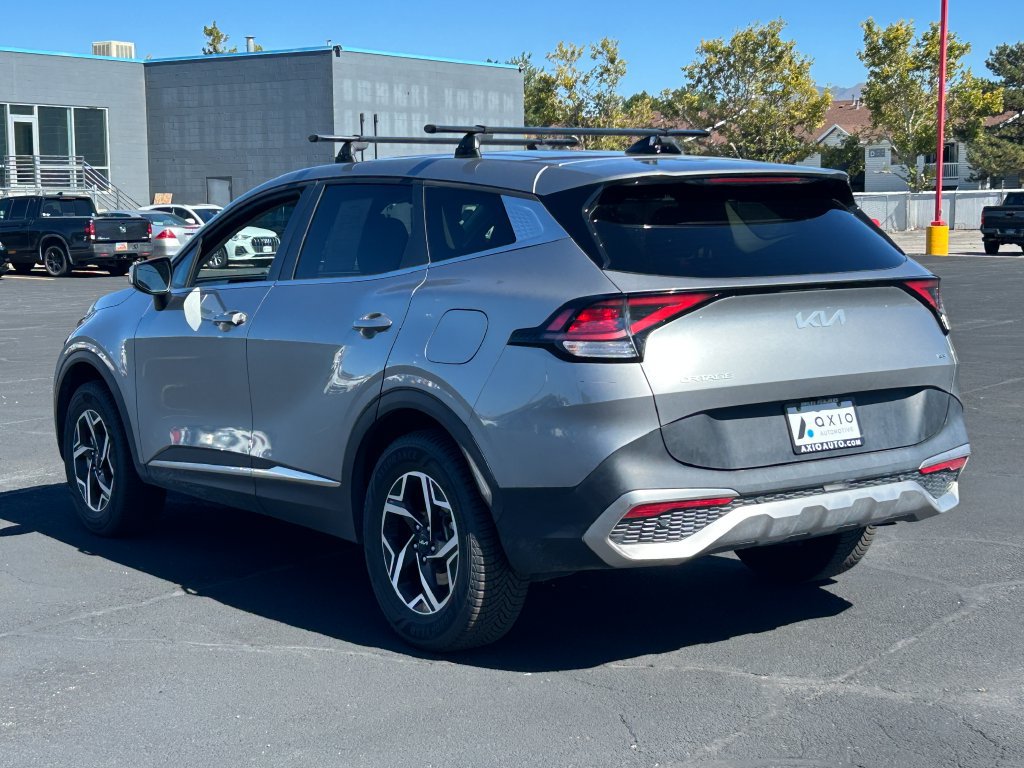 Used 2023 Kia Sportage LX AWD/4WD image 6