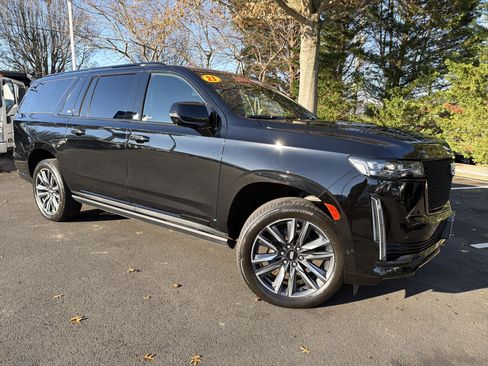 Used 2023 Cadillac Escalade ESV Sport w/ Touring Package image 2