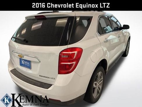 Used 2016 Chevrolet Equinox LTZ w/ Enhanced Convenience Package image 3