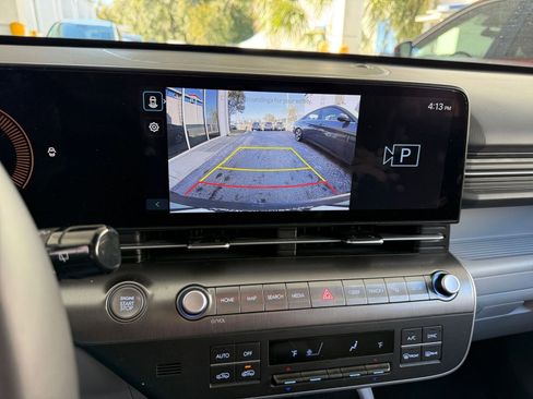 Used 2025 Hyundai Kona SEL image 25