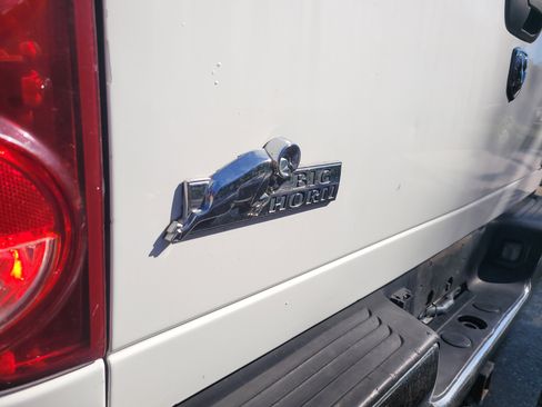 Used 2008 Dodge Ram 1500 Truck SLT w/ Trailer Tow Group image 7