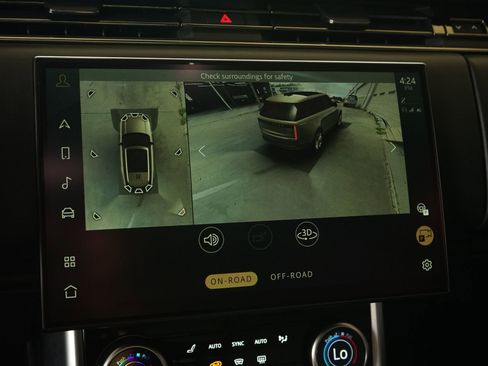 Used 2023 Land Rover Range Rover SE image 11