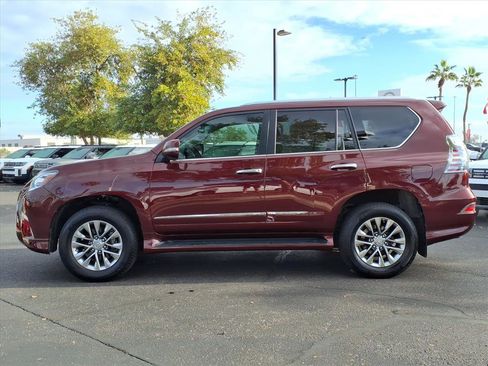 Used 2019 Lexus GX 460 Luxury image 2