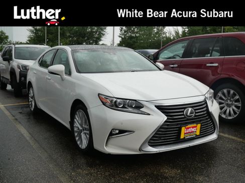 Used 2018 Lexus ES 350 w/ Luxury Package w/Wood Trim FWD image 1