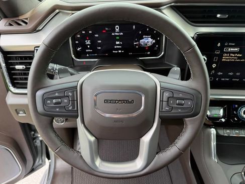 Used 2026 GMC Sierra 1500 Denali w/ Technology Package AWD/4WD image 13