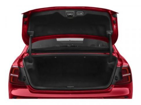 Used 2021 Volvo S60 T5 Momentum w/ Premium Package image 11