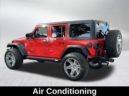 Used 2022 Jeep Wrangler Unlimited Sport image 9