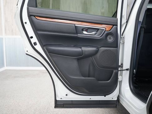 Used 2018 Honda CR-V Touring image 36