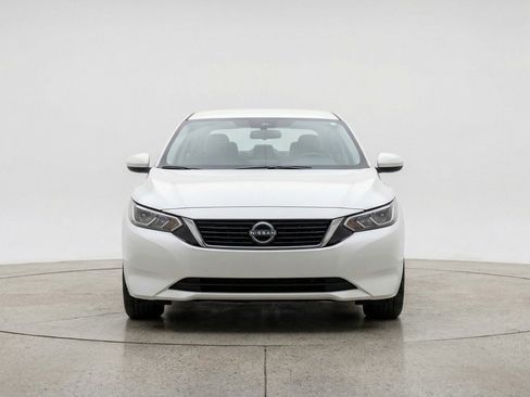 Used 2025 Nissan Sentra SV image 2