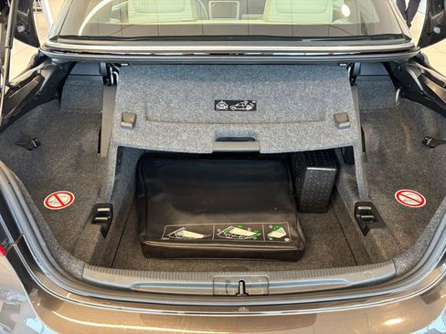 Used 2015 Volkswagen Eos Executive image 35