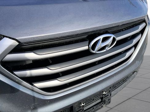 Used 2018 Hyundai Tucson SEL AWD/4WD image 30