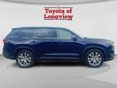 Used 2024 Toyota Grand Highlander FWD image 6