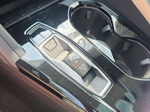 Certified 2025 Audi Q5 Premium w/ Convenience Package AWD/4WD image 20