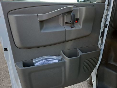 New 2025 Chevrolet Express 3500 w/ Power Convenience Package image 20