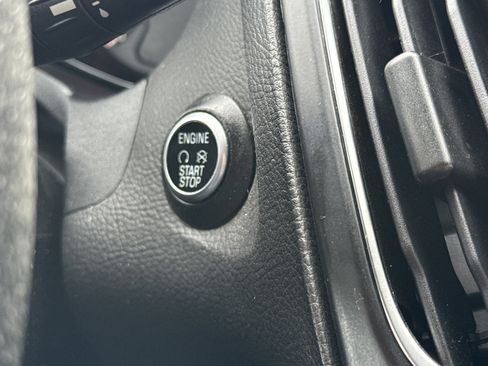 Used 2017 Ford Focus ST image 32