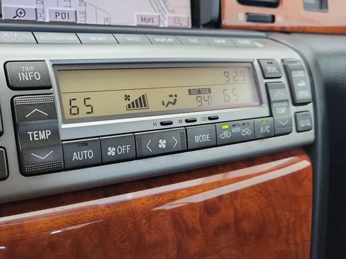 Used 2003 Lexus SC 430 Convertible RWD image 22