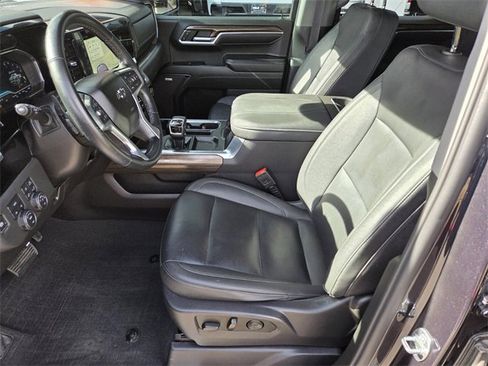 Used 2023 Chevrolet Silverado 1500 RST w/ Convenience Package II image 10