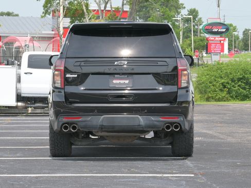Used 2023 Chevrolet Tahoe Z71 w/ Z71 Off-Road Package AWD/4WD image 34