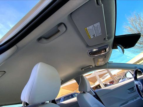 Used 2025 Hyundai Kona SEL image 14