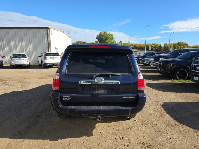 Used 2007 Toyota 4Runner SR5 AWD/4WD image 6