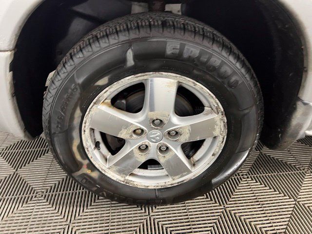 Used 2005 Dodge Grand Caravan SXT FWD image 15