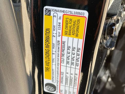 Used 2025 Chevrolet Equinox LT w/ Safety and Technology Package image 28