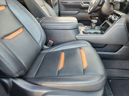 Used 2023 GMC Sierra 1500 AT4 w/ Technology Package image 12