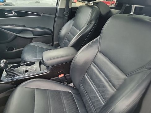 Used 2018 Kia Sorento EX w/ EX Advanced Touring Package image 8