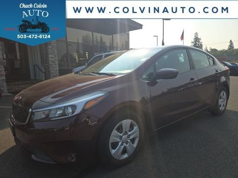 Used 2017 Kia Forte LX w/ LX Popular Package FWD image 3