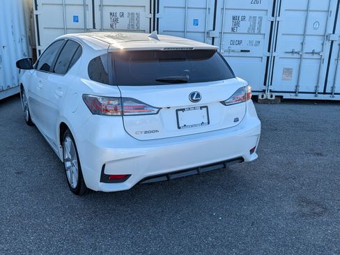 Used 2014 Lexus CT 200h FWD image 6