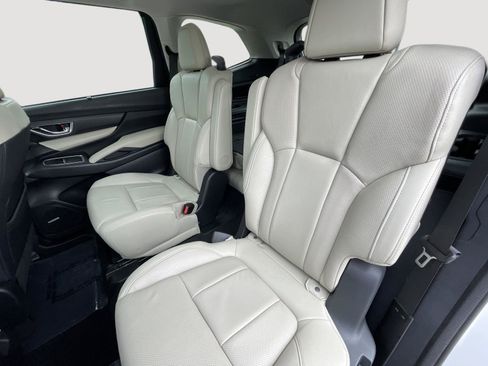 Used 2019 Subaru Ascent Limited AWD/4WD image 20