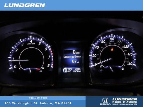 Used 2015 Toyota Avalon XLE FWD image 6