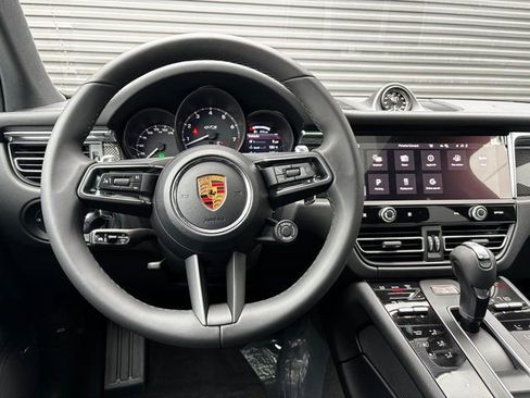 New 2026 Porsche Macan GTS image 14